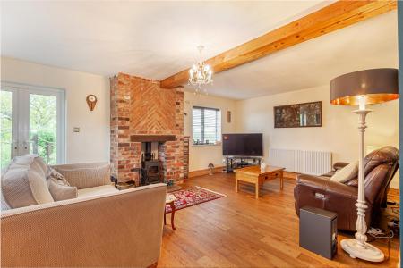 Living-room-2.jpg