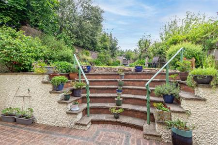 Garden-2.jpg