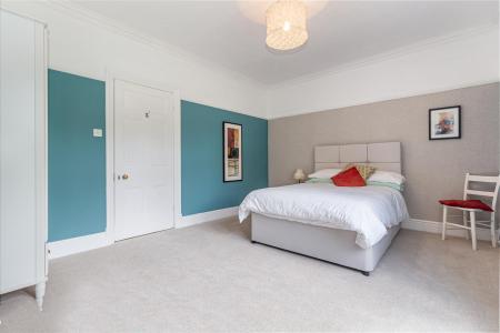 Bedroom-2-2.jpg