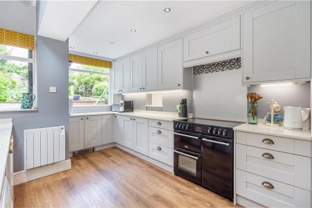 Kitchen-3.jpg