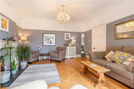 Living-room-7.jpg