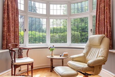 Living-room-1.jpg