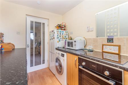 kitchen-3.jpg