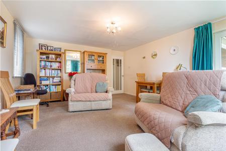 Living-room-3.jpg