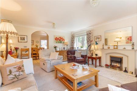 Living-room-5.jpg