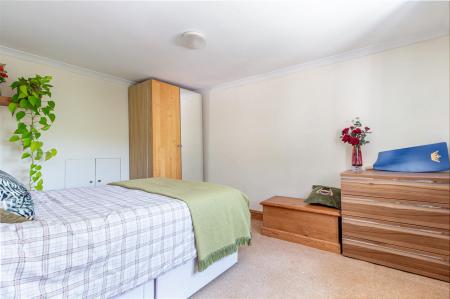 bedroom-2-2.jpg