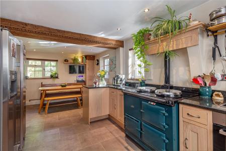 Kitchen-3.jpg