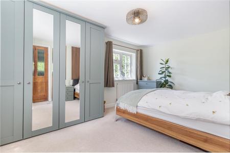 Bedroom-1-2.jpg