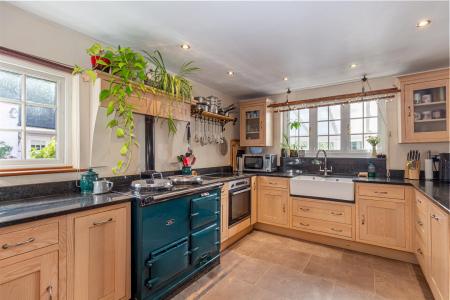 Kitchen-2.jpg