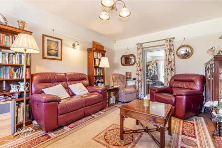 Living-room-2.jpg
