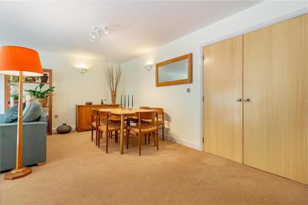 Living-room-4.jpg
