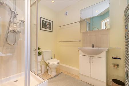 ensuite-1.jpg