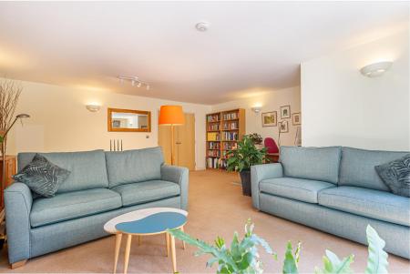 Living-room-6.jpg