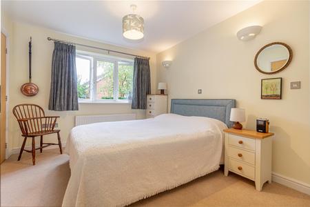 bedroom-1-2.jpg