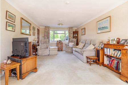 Living-room-5.jpg