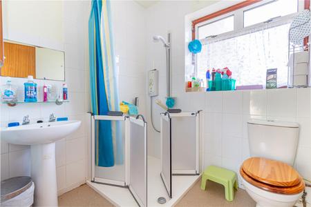 Bathroom-1.jpg