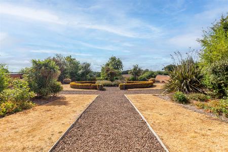 Garden-1.jpg