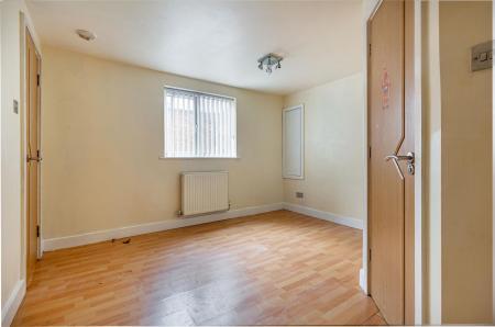 Bedroom-1-3.jpg