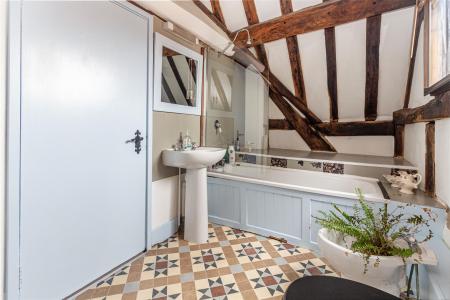 Bathroom-2.jpg