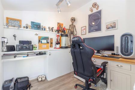 office-1-1.jpg