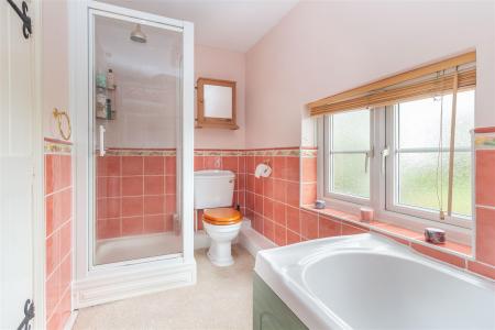 bathroom-1-3.jpg