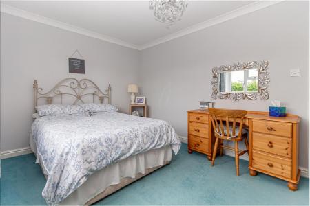 Bedroom-2-2.jpg