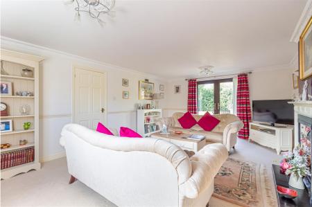 Living-room-2.jpg