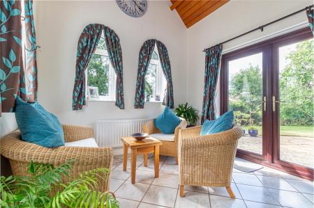 Dining-room-3.jpg