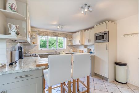 Kitche-1.jpg