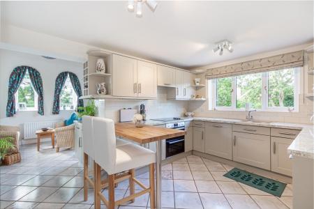 Kitchen-2.jpg