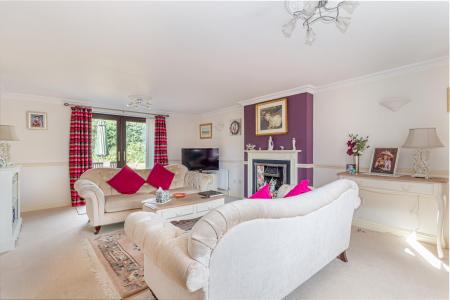 Living-room-1.jpg