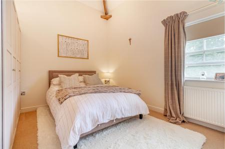 Bedroom-2-2.jpg