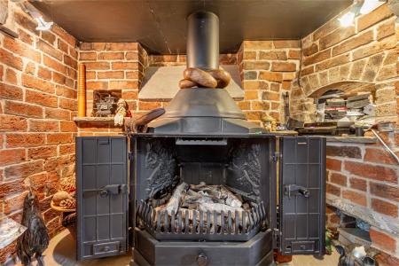 Fireplace.jpg