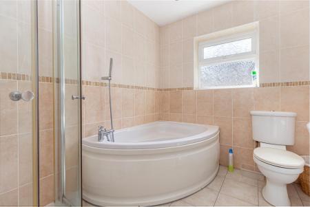 Ensuite-2.jpg