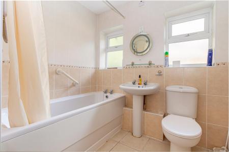 Bathroom-1.jpg