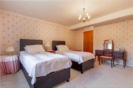 Bedroom-1-2.jpg