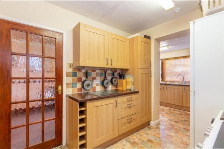 Kitchen-7.jpg