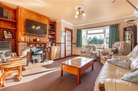 Living-room-3.jpg