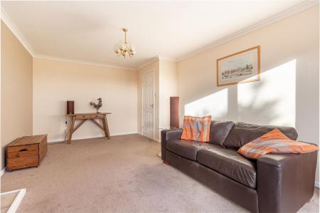 Living-room-3.jpg