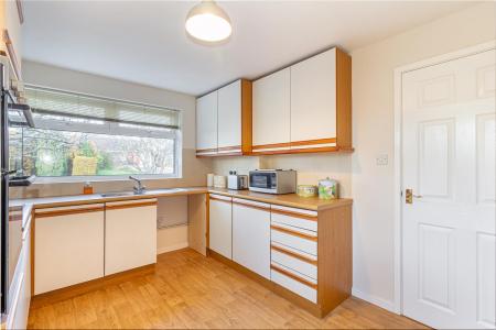 Kitchen-3.jpg