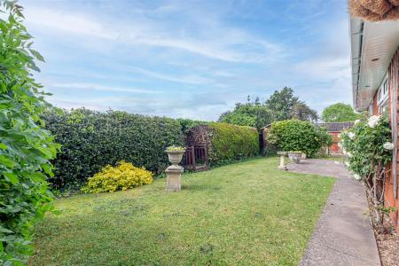 Garden-5.jpg