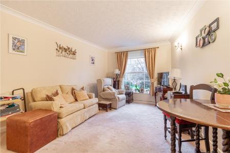 Living-room-3.jpg