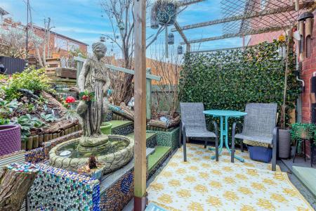 Garden-1.jpg