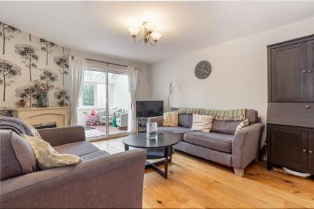 Living-room-1.jpg