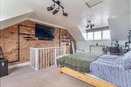 Bedroom-attic-3-.jpg