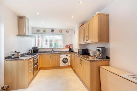 kitchen-2.jpg