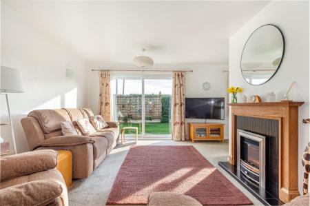 Living-room-2.jpg