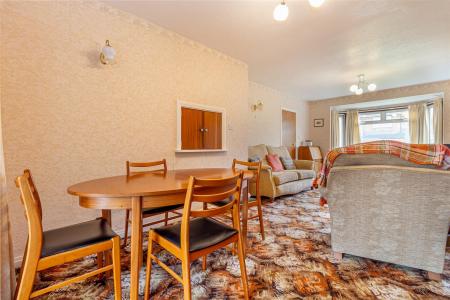 Living-room-6.jpg