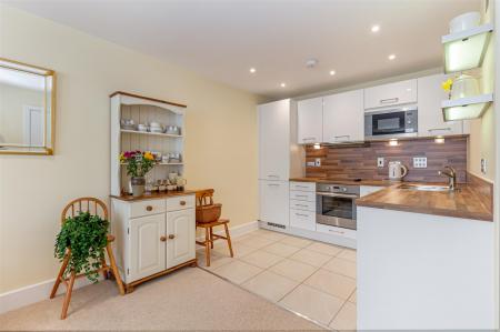 Kitchen-3.jpg