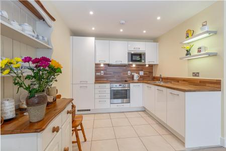 Kitchen-2.jpg